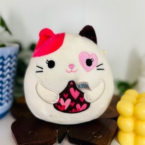 Squishmallow Pyper Hershey Kisses Cat Squishmallows Kellytoy 5 inch Plush